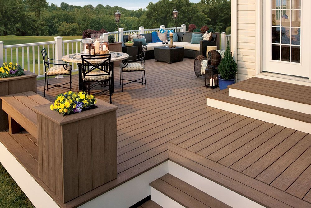 furnished deck